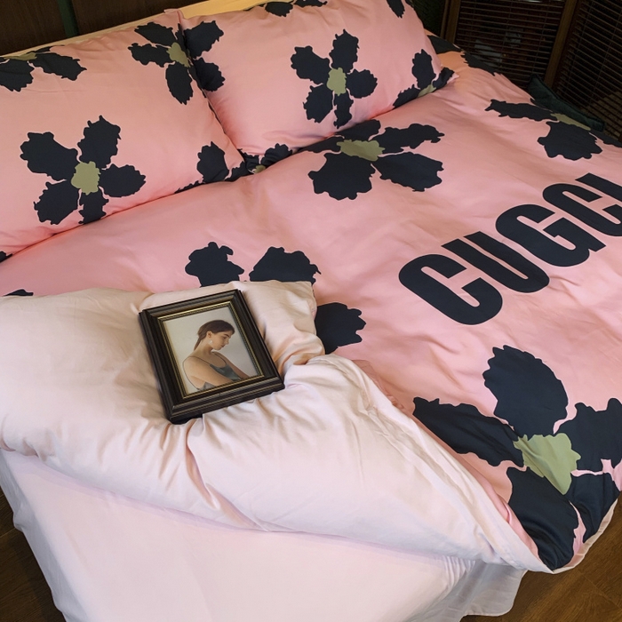 91家纺网 家纺一手货源 找家纺 花沐 2024新款云朵水洗棉四件套 【云朵棉】粉古花