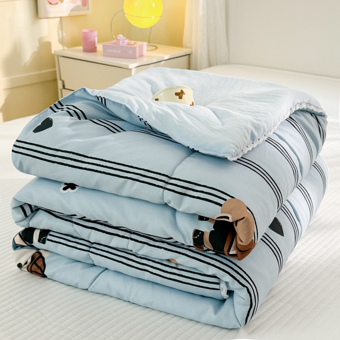 91家纺网 家纺一手货源 找家纺 寐居家纺 2024新款水洗棉小花边夏被 幸运熊