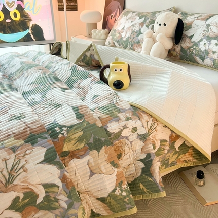 HL原创 2024新款全棉印花床盖 绿百合