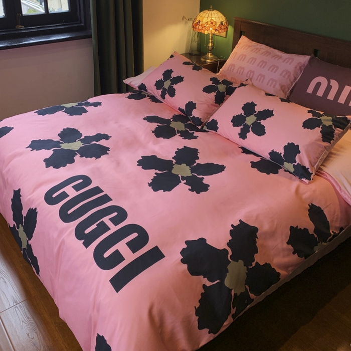 91家纺网 家纺一手货源 找家纺 花沐 2024新款云朵水洗棉四件套 【云朵棉】粉古花