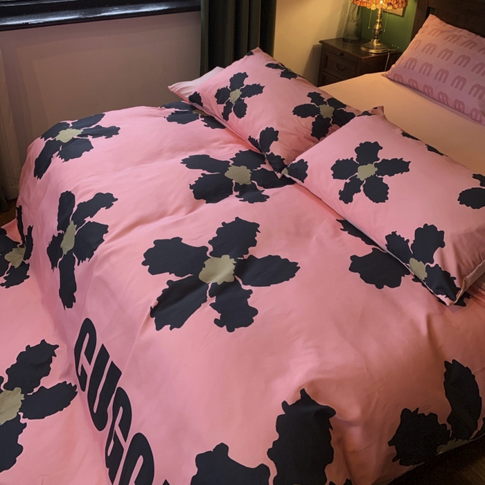 91家纺网 家纺一手货源 找家纺 花沐 2024新款云朵水洗棉四件套 【云朵棉】粉古花