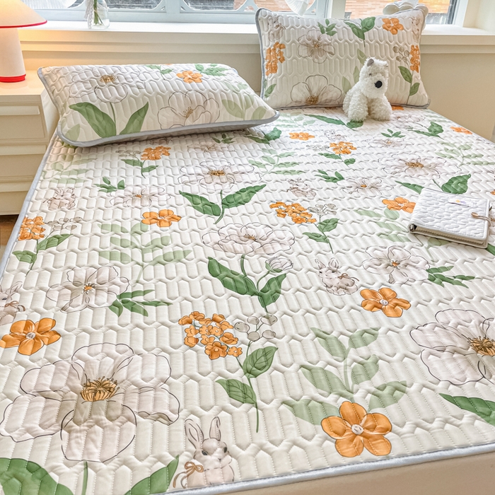 91家纺网 家纺一手货源 找家纺 柒月家居 2024新款贴身舒适厚度0.5小清新乳胶凉席 春意盎然