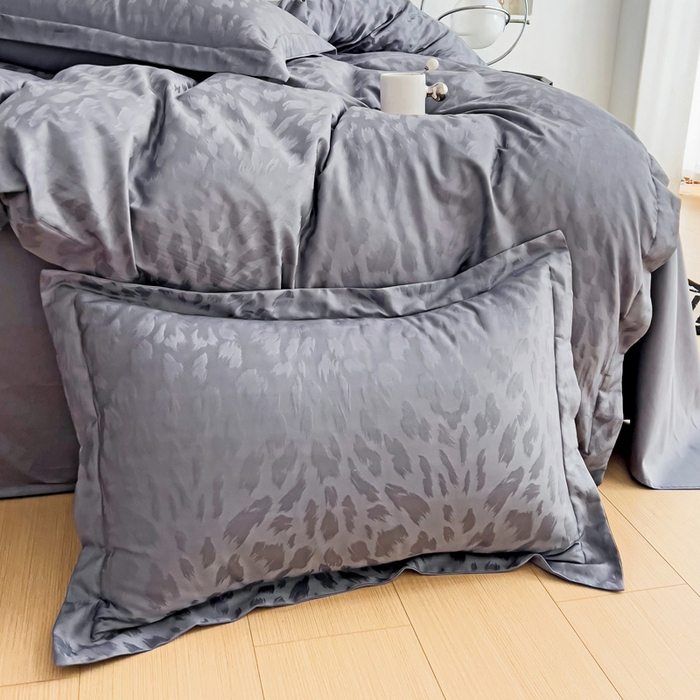 91家纺网 家纺一手货源 找家纺 品乐家纺 2024新款100支长绒棉提花 枕套 音色帝灰