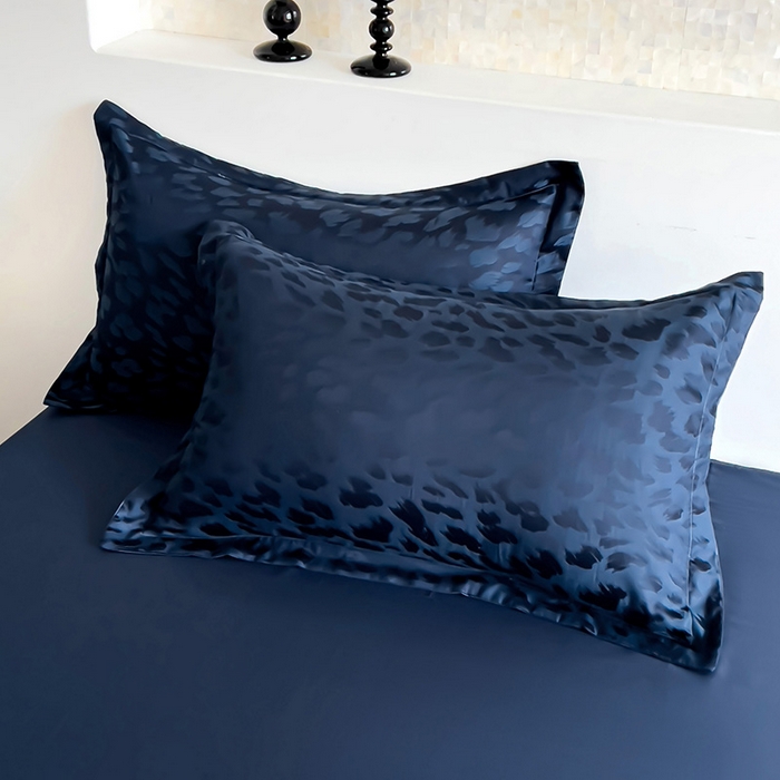 91家纺网 家纺一手货源 找家纺 品乐家纺 2024新款100支长绒棉提花 枕套 音色丈青