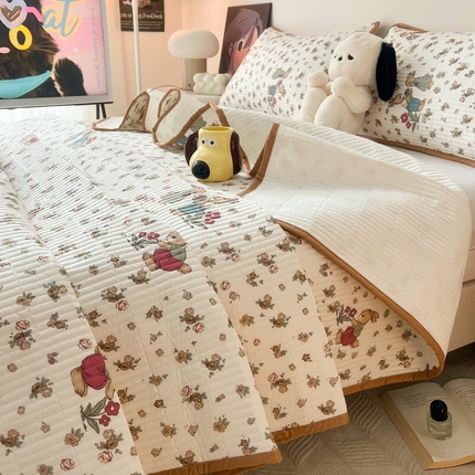 HL原创 2024新款全棉印花床盖 咖色兔