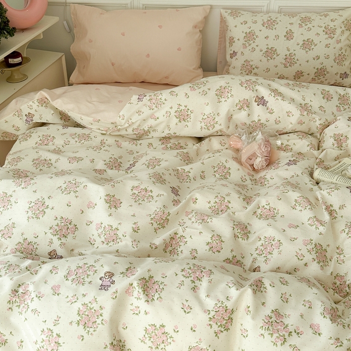 91家纺网 家纺一手货源 找家纺 昔可家纺 2024新款开春小清新花四件套 桃乐丝小熊