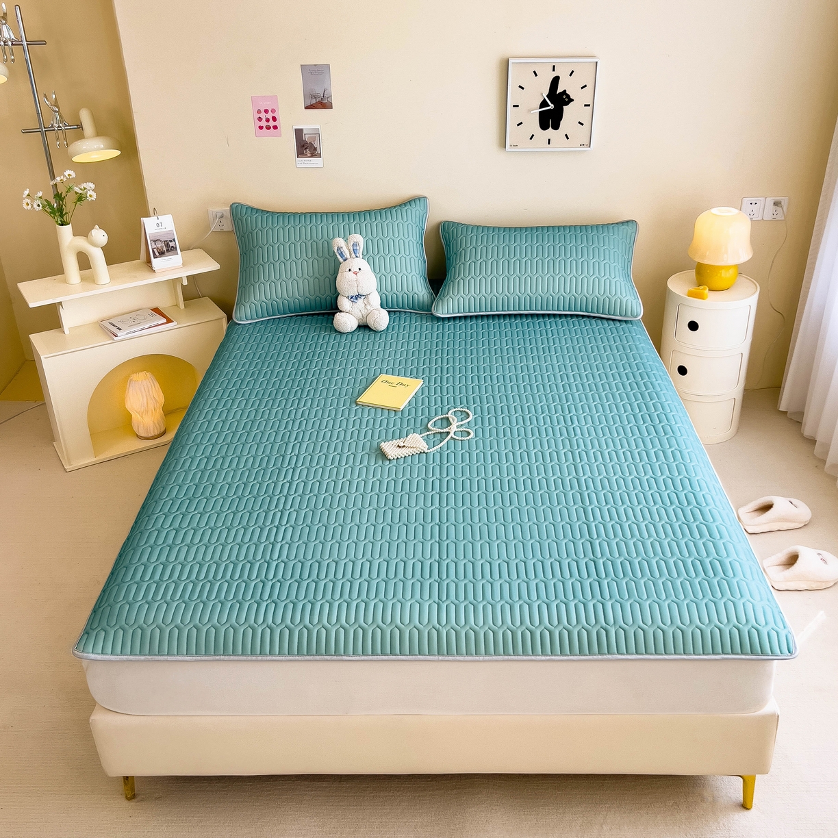 91家纺网 家纺一手货源 找家纺 希廷顿 2024新款加厚凉感丝乳胶凉席三件套 墨绿色