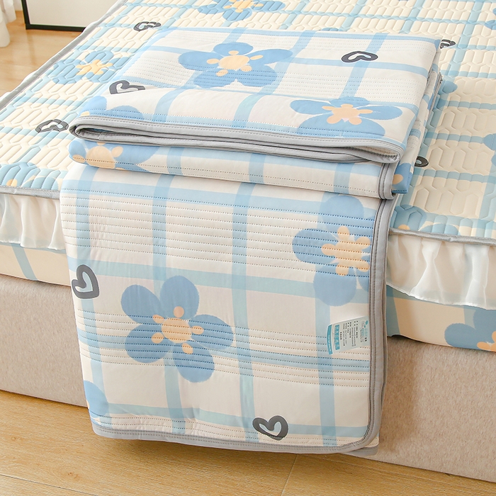 91家纺网 家纺一手货源 找家纺 伊人坊 2024新款冰丝凉感丝夏被 花花格调