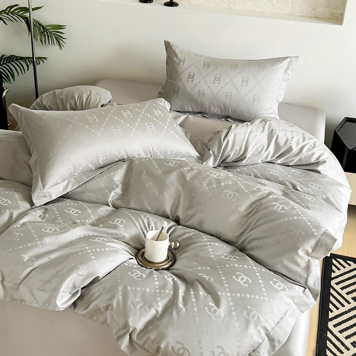 91家纺网 家纺一手货源 找家纺 品乐家纺 2024新款100支长绒棉提花宽边四件套 音色山灰