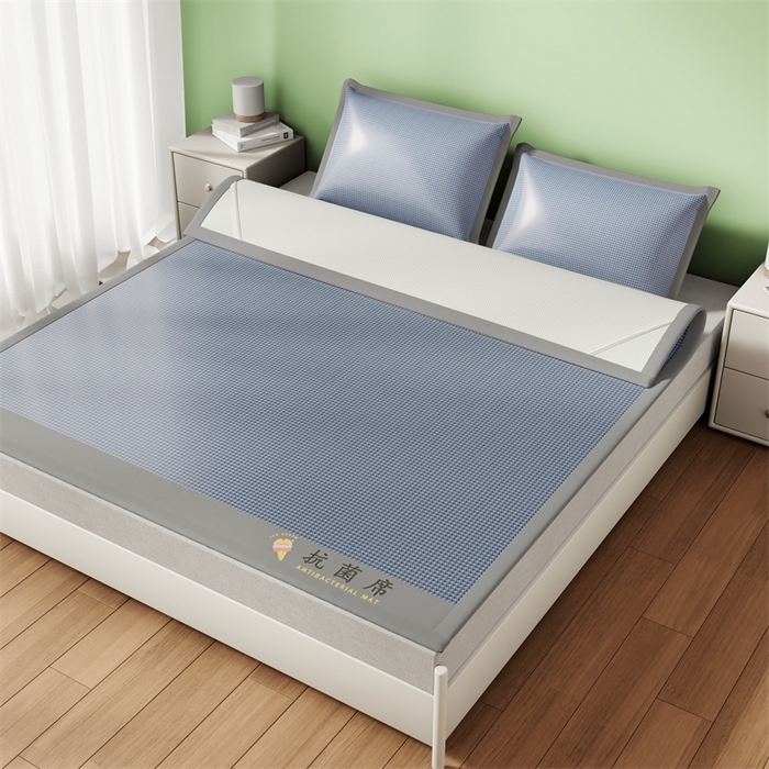 91家纺网 家纺一手货源 找家纺 叠派家纺 2024新款抗菌冰激凌凉席系列 冰淇淋-浅蓝