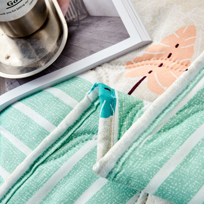 91家纺网 家纺一手货源 找家纺 诗雅 2024新款超声波压花钻石绒夏被礼品被 丛林寄语