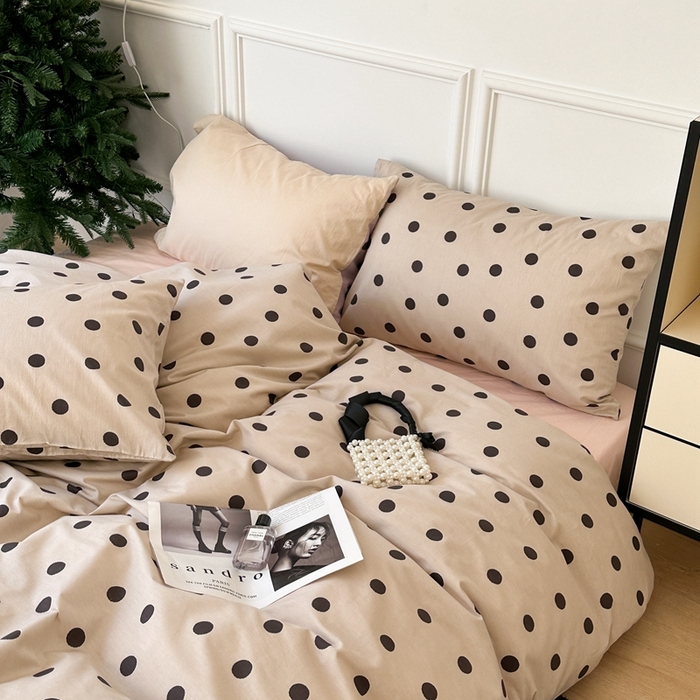 91家纺网 家纺一手货源 找家纺 昔可家纺 2024新款复古波点系列四件套 奶茶波点