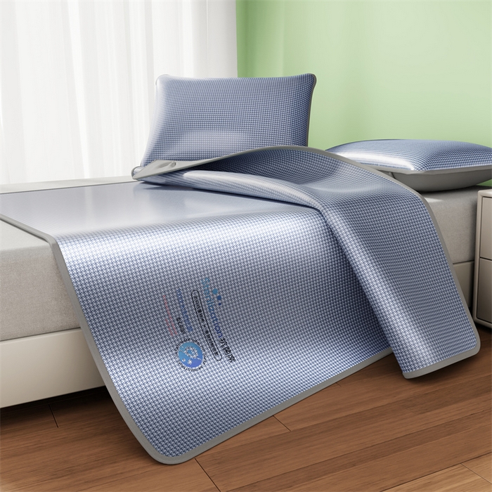 91家纺网 家纺一手货源 找家纺 叠派家纺 2024新款抗菌冰激凌烫画系列床单床笠 冰淇淋-浅蓝床单款