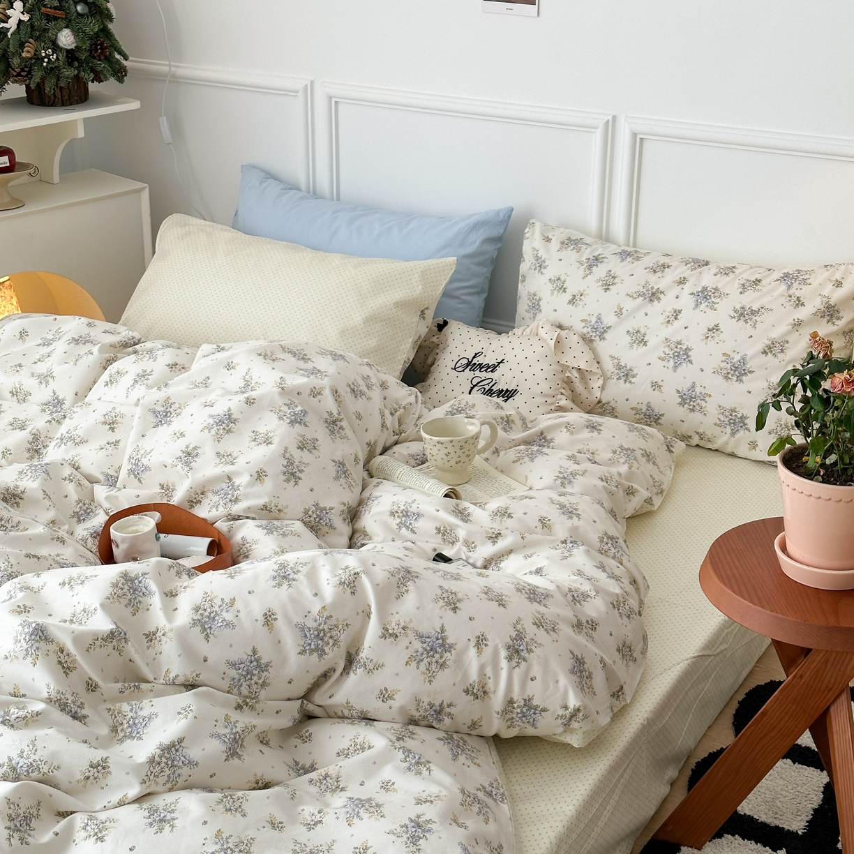 91家纺网 家纺一手货源 找家纺 昔可家纺 2024新款春日小碎花系列四件套 小资梨调