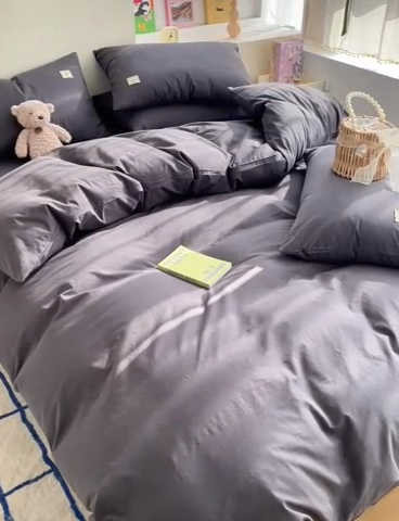 91家纺网 家纺一手货源 找家纺 雅居纺家纺 2024新款全棉素色水洗棉四件套 低调灰绅士灰