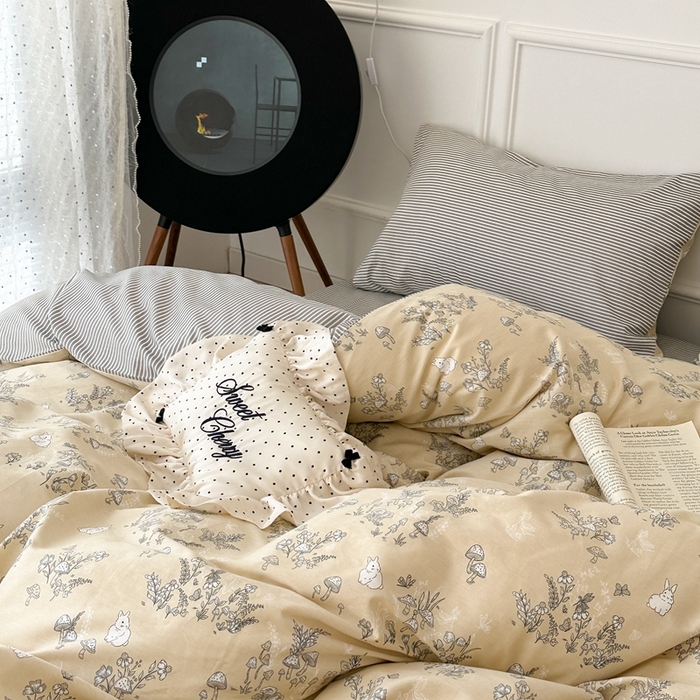 91家纺网 家纺一手货源 找家纺 昔可家纺 2024新款中古系列花四件套 素描兔