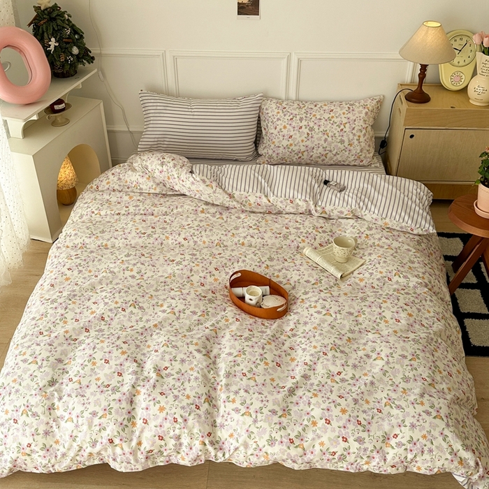 91家纺网 家纺一手货源 找家纺 昔可家纺 2024新款春日小碎花系列四件套 紫色梦境