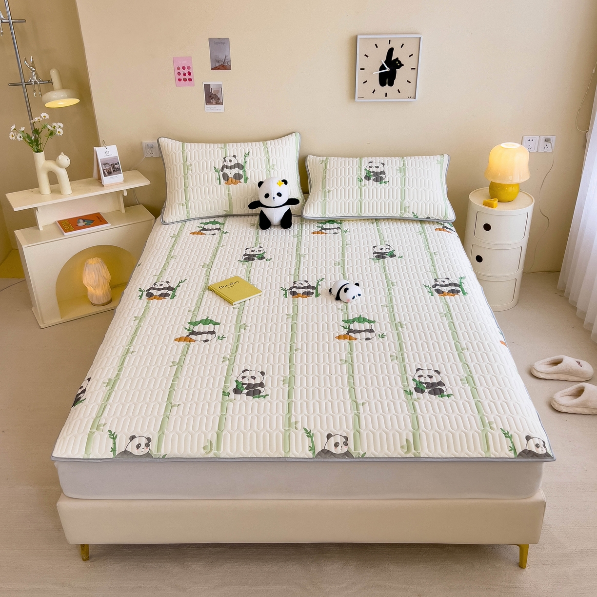 91家纺网 家纺一手货源 找家纺 希廷顿 2024新款加厚凉感丝乳胶凉席三件套 熊猫攀竹