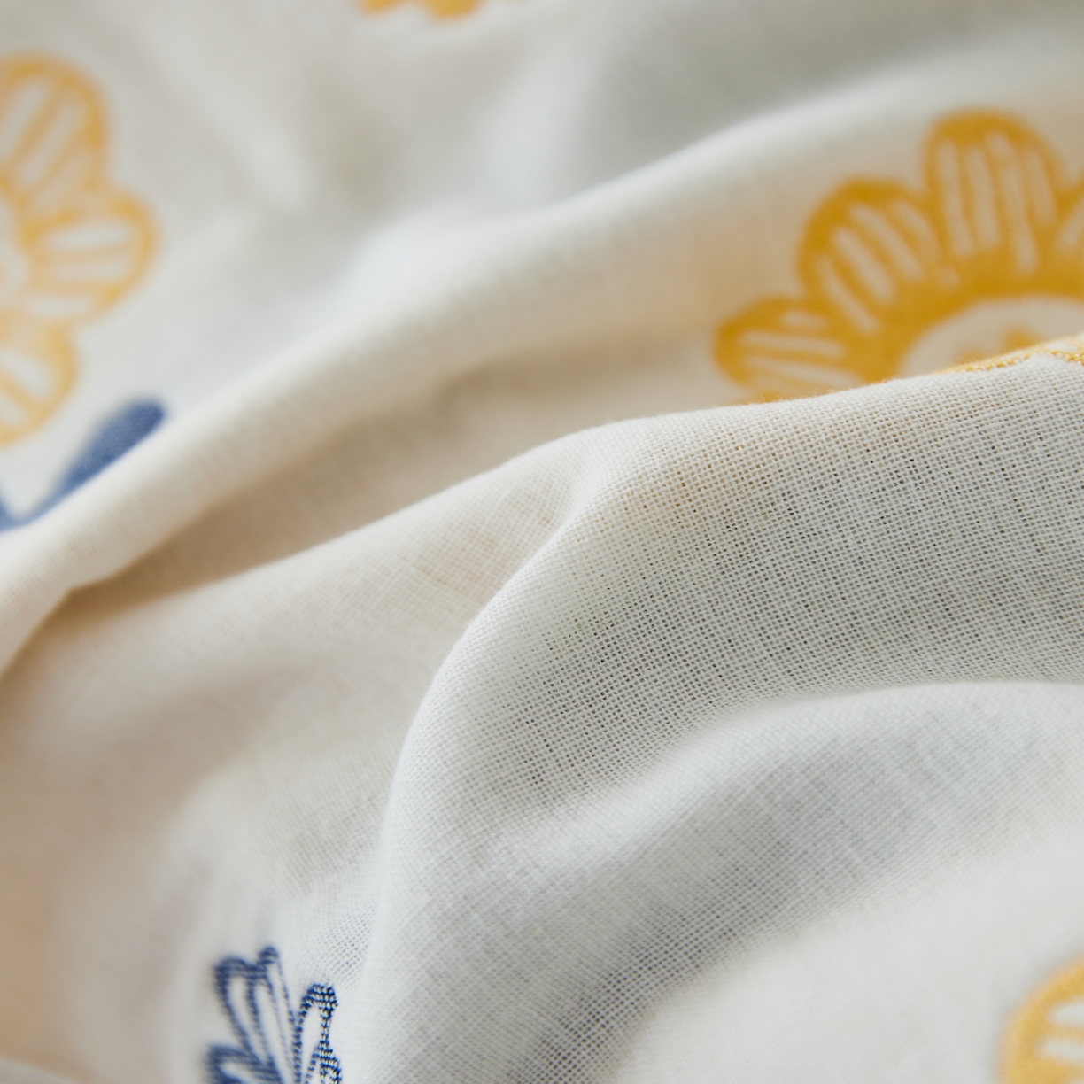 91家纺网 家纺一手货源 找家纺 爱港家纺 2024全棉A类毛巾被 纱布升级款长枕巾 情侣枕巾 枕芯保护套 小雏菊