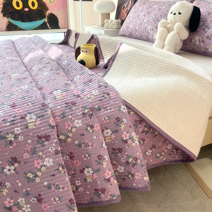 91家纺网 家纺一手货源 找家纺 HL原创 2024新款全棉印花床盖 紫色花园