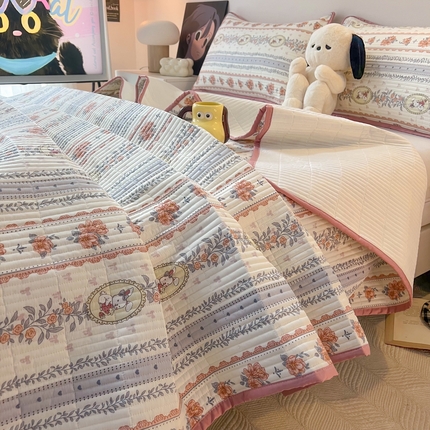HL原创 2024新款全棉印花床盖 可可小兔