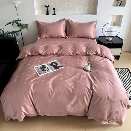 91家纺网 家纺一手货源 找家纺 品乐家纺 2024新款100支长绒棉提花宽边四件套 音色豆沙