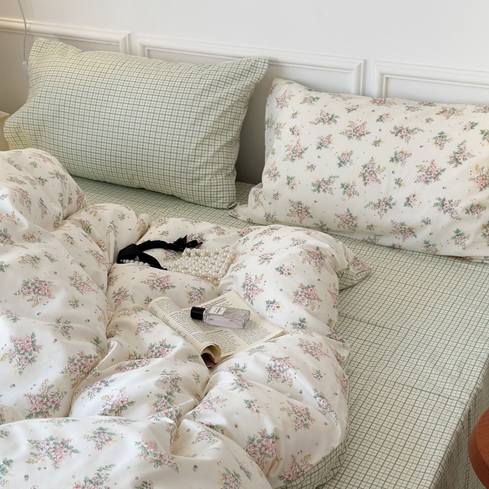 91家纺网 家纺一手货源 找家纺 昔可家纺 2024新款春日小碎花系列四件套 珍妮梦境