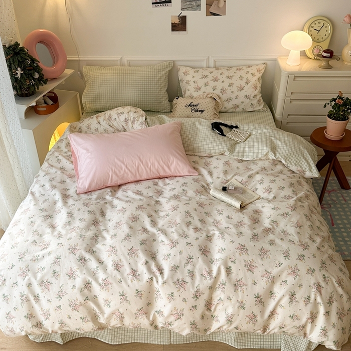 91家纺网 家纺一手货源 找家纺 昔可家纺 2024新款春日小碎花系列四件套 珍妮梦境