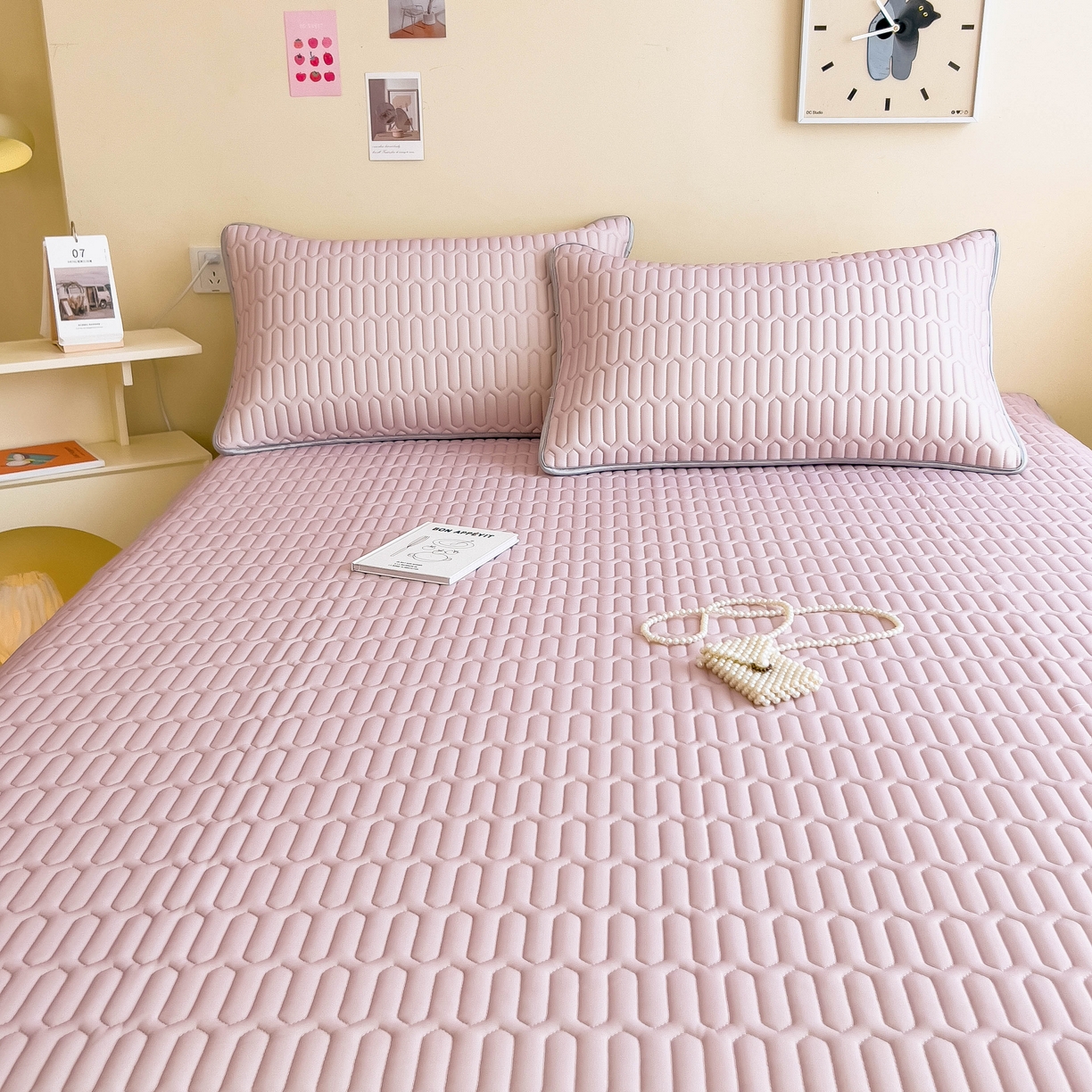 91家纺网 家纺一手货源 找家纺 希廷顿 2024新款加厚凉感丝乳胶凉席三件套 香芋紫