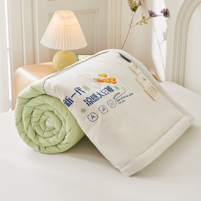 91家纺网 家纺一手货源 找家纺 钰博2024新款冰丝绸凉感夏被空调被夏凉被大豆被 绿+白