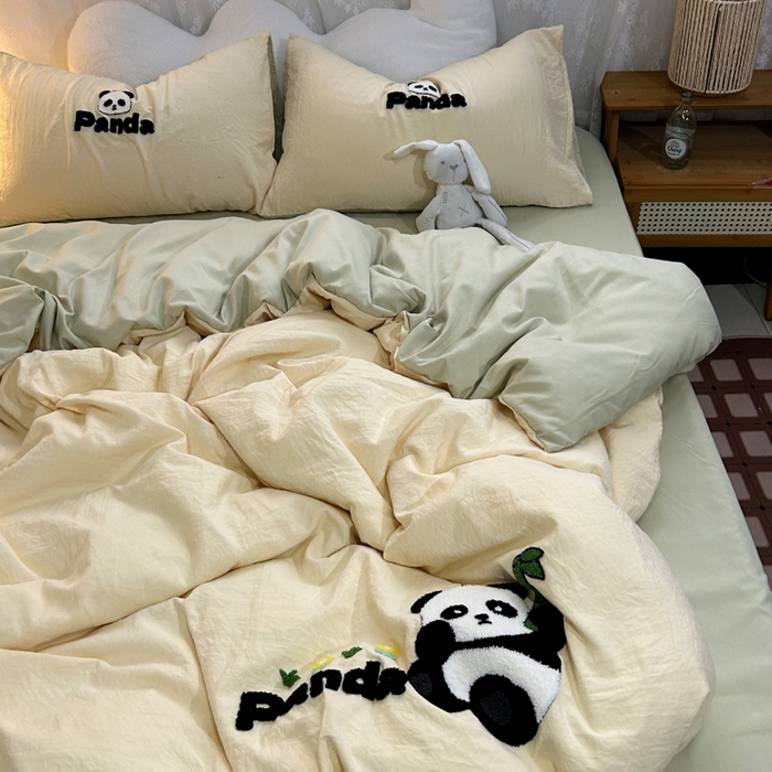 91家纺网 家纺一手货源 找家纺 优迈 2024新款直播热款超柔磨毛水洗棉毛巾绣四件套系列 熊猫