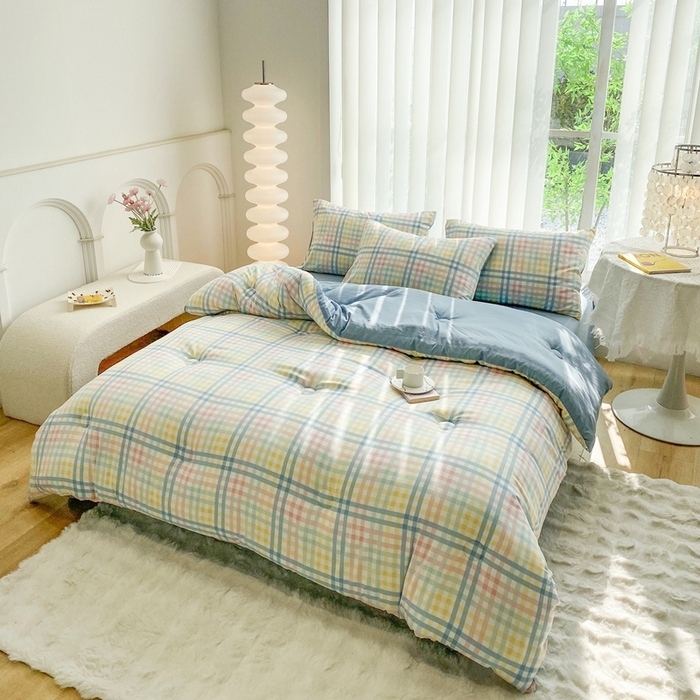 91家纺网 家纺一手货源 找家纺 啊雅家居 2025新款水洗棉条纹印花夏被冬被四件套-床单款 冬被 日系小格绿