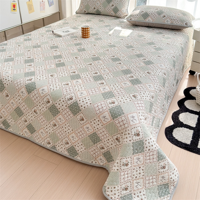 91家纺网 家纺一手货源 找家纺 美优兰 2025春款全棉单面高温砂洗床盖 艾米