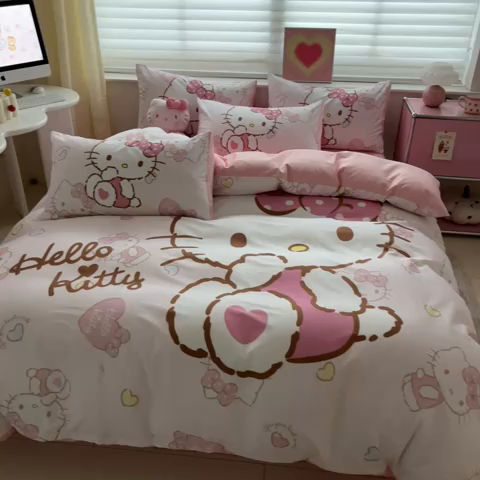 91家纺网 家纺一手货源 找家纺 金爱家 2024新款大阪全棉数码印花三丽鸥系列四件套 美美kt