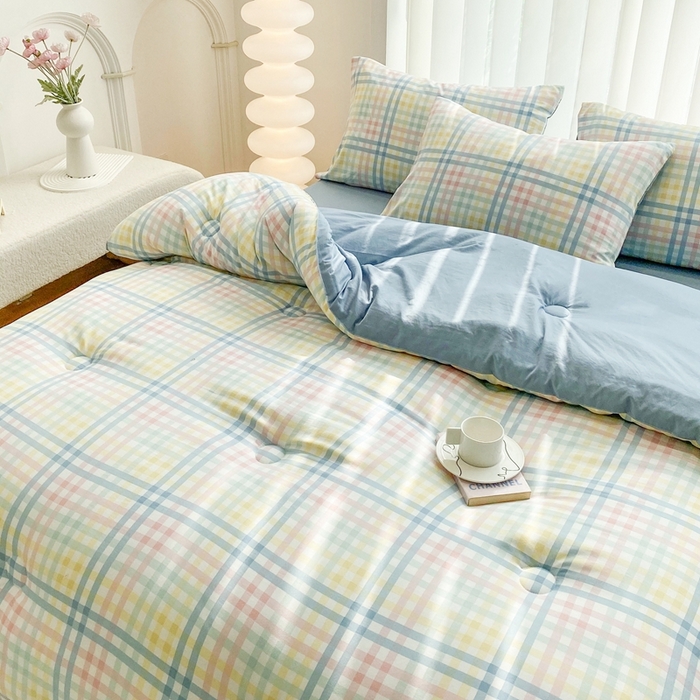91家纺网 家纺一手货源 找家纺 啊雅家居 2025新款水洗棉条纹印花夏被冬被四件套-床单款 冬被 日系小格绿