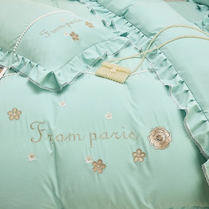 91家纺网 家纺一手货源 找家纺 苏木年华 2024新款夏沫花语系列韩版荷叶边刺绣花边加大床单四件套 青春绿