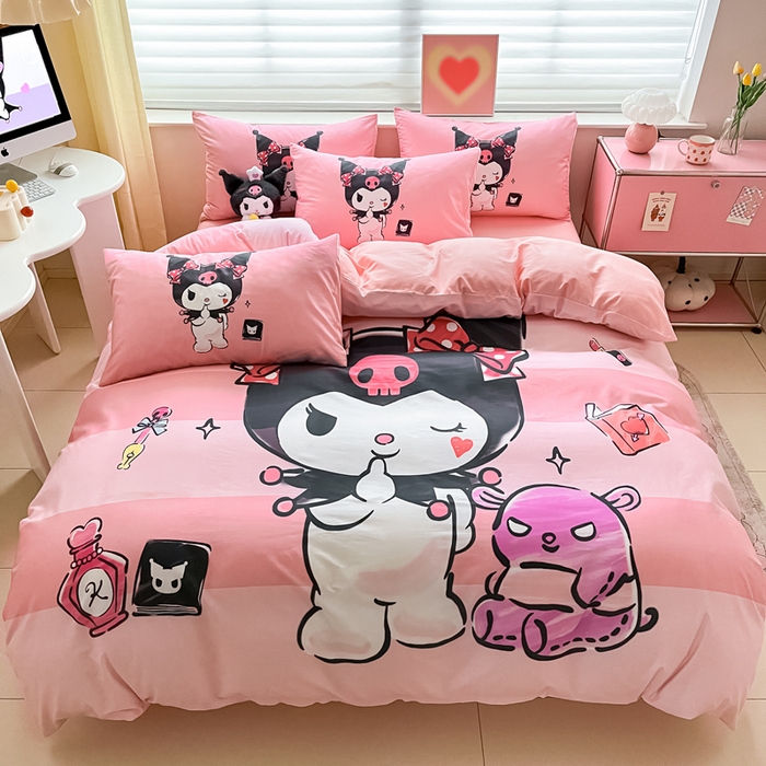 91家纺网 家纺一手货源 找家纺 金爱家 2024新款大阪全棉数码印花三丽鸥系列四件套 美妆库洛米