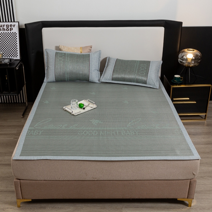 91家纺网 家纺一手货源 找家纺 青雅席业 2025新款可机洗水洗压光冰藤三件套 格调-灰绿