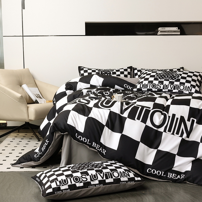 91家纺网 家纺一手货源 找家纺 摩卡 2024新款博主风水洗真丝四件套 棋盘格公仔