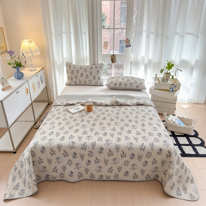 91家纺网 家纺一手货源 找家纺 美优兰 2025春款全棉单面高温砂洗床盖 清欢