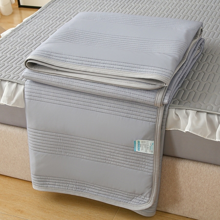 91家纺网 家纺一手货源 找家纺 （总）伊人坊 2024新款冰丝凉感丝夏被