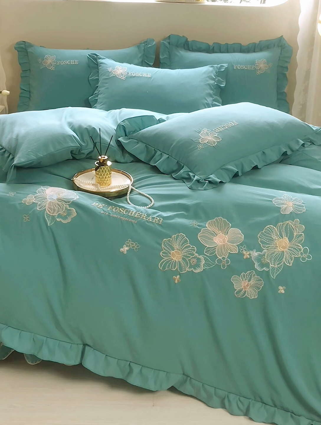 91家纺网 家纺一手货源 找家纺 苏木年华 2024新款春光里系列韩版荷叶边刺绣加大床单四件套 翡翠绿