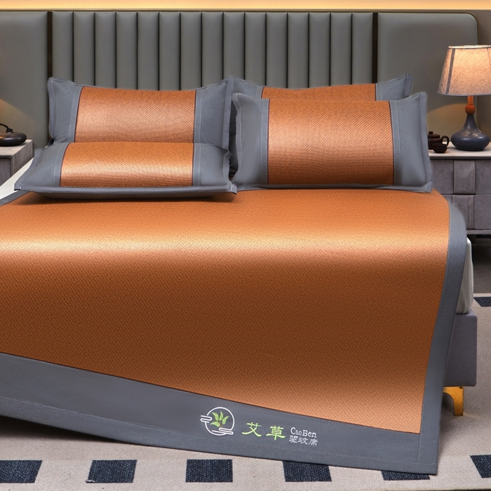 91家纺网 家纺一手货源 找家纺 青雅席业 2025新款艾草pe材质印尼藤复合三明治凉席三件套 棕