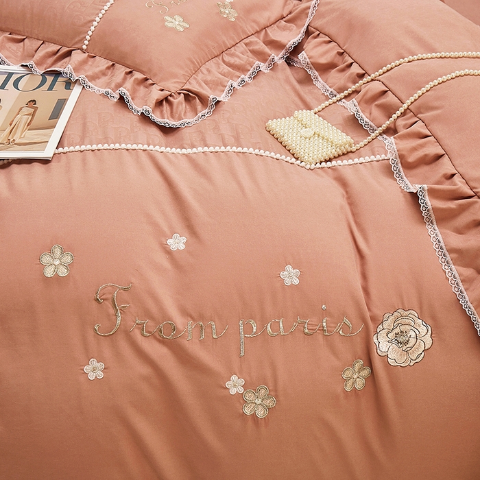 91家纺网 家纺一手货源 找家纺 苏木年华 2024新款夏沫花语系列韩版荷叶边刺绣花边加大床单四件套 活力橘