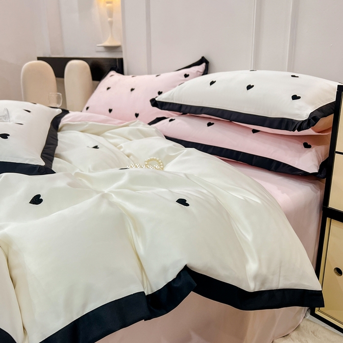 91家纺网 家纺一手货源 找家纺 艾米家居 2025新款水洗真丝四件套爱心款 黑色爱心款-白加粉