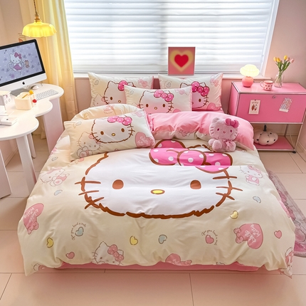 91家纺网 家纺一手货源 找家纺 金爱家 2024新款大阪全棉数码印花三丽鸥系列四件套 爱心kt