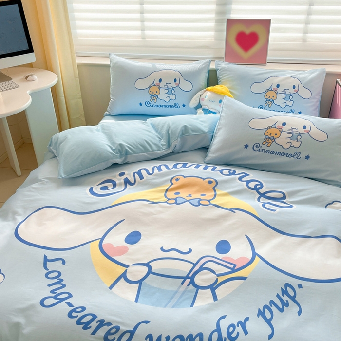 91家纺网 家纺一手货源 找家纺 金爱家 2024新款大阪全棉数码印花三丽鸥系列四件套 汽水玉桂狗