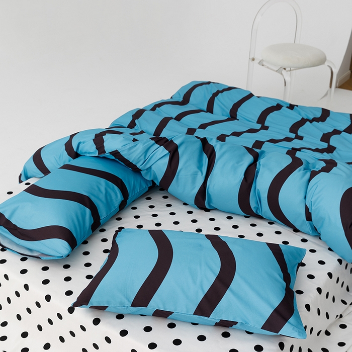 91家纺网 家纺一手货源 找家纺 卡姿家纺2024新款全棉40支13070极有家风格印花四件套 梵音-蓝