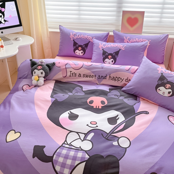 91家纺网 家纺一手货源 找家纺 金爱家 2024新款大阪全棉数码印花三丽鸥系列四件套 樱桃库洛米