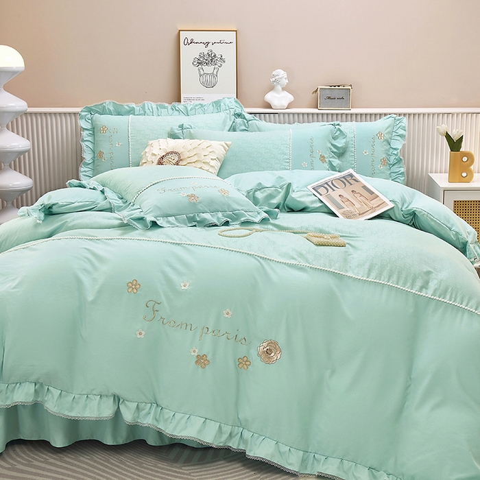91家纺网 家纺一手货源 找家纺 苏木年华 2024新款夏沫花语系列韩版荷叶边刺绣花边加大床单四件套 青春绿